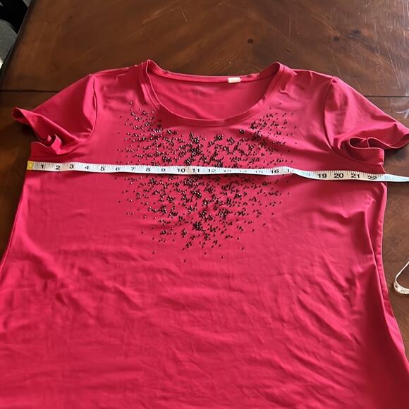 Chico’s 3 Zenergy Red Knit Top with Black Stone Embellishments Woman Size 16 - Picture 9 of 10